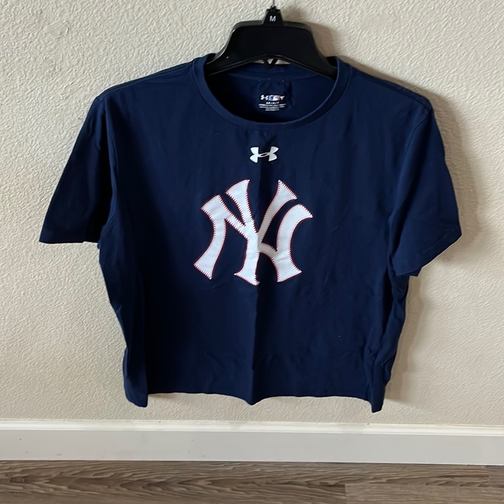 New York Yankees under armour shirt